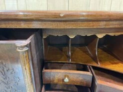 English Secretary Chest Of Drawers From The 1950s -Room Fold Zone 0517dc54 dfe4 43b2 9f57 5654b31afec0