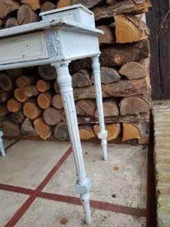 Dressing Table, Louis XVI Style Desk -Room Fold Zone 075c2a0c 0a8e 499b a3f9 c3e24f2bf354