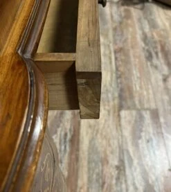 Very Rare Curved Venetian Louis XV Style Desk In Marquetry -Room Fold Zone 0767e072 5a20 498c 92c0 7bde956c8374