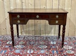 Restoration Desk In Mahogany And Leather Top From The 19th Century -Room Fold Zone 0788aaa1 f1a8 456e a2b1 6c476aae8eed