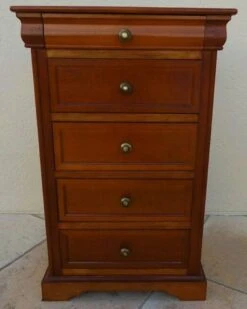 Louis Philippe Style Chest Of Drawers With 5 Drawers And Brass Buttons – Very Good Condition 16 Louis Philippe Style Chest Of Drawers With 5 Drawers And Brass Buttons – Very Good Condition -Room Fold Zone 088de77f dc50 47c8 8763 9afb94a95a9e