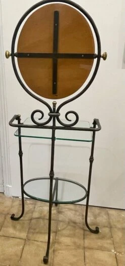 Wrought Iron Toilet Servant -Room Fold Zone 08be96eb c303 41ee a451 2634cec99b46