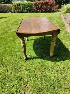 Round Table With Flaps -Room Fold Zone 0a52b0fb 3bce 43da a57c 5d03dc1b2eb5