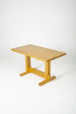 Les Arcs Pine Table