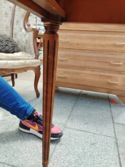 Old Louis XVI Style Flat Desk -Room Fold Zone 0c4dd56e 2ff8 40bf b62c e35f07065333