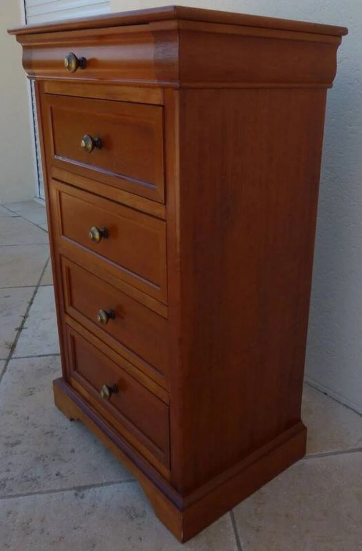 Louis Philippe Style Chest Of Drawers With 5 Drawers And Brass Buttons – Very Good Condition 3 Louis Philippe Style Chest Of Drawers With 5 Drawers And Brass Buttons – Very Good Condition