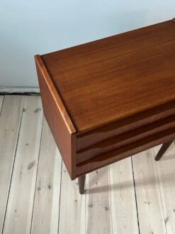 Danish Vintage Chest Of Drawers, Teak, 1960s -Room Fold Zone 1689d9d8 8b86 4b80 83c0 5c209b1c92cc