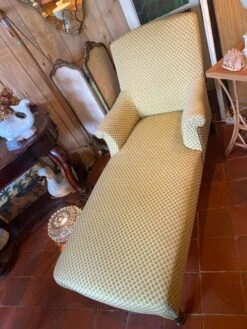 Old Chaise Longue -Room Fold Zone 1af33c53 da9a 4b5c a4fb b66e3bf8f8a4