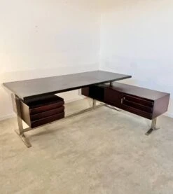 Vintage President Corner Desk In Rosewood Design By Gianni Moscatelli Vintage -Room Fold Zone 1b51e22b 857e 4f7a 9b68 a3161ef70133