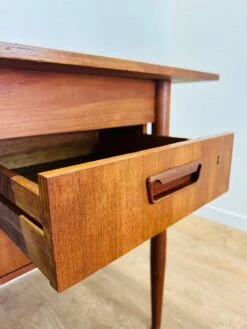 Scandinavian Desk Gunnar Tibergaard 1960s -Room Fold Zone 1ded810b 4228 4cb4 a55e 2015c4d802f3