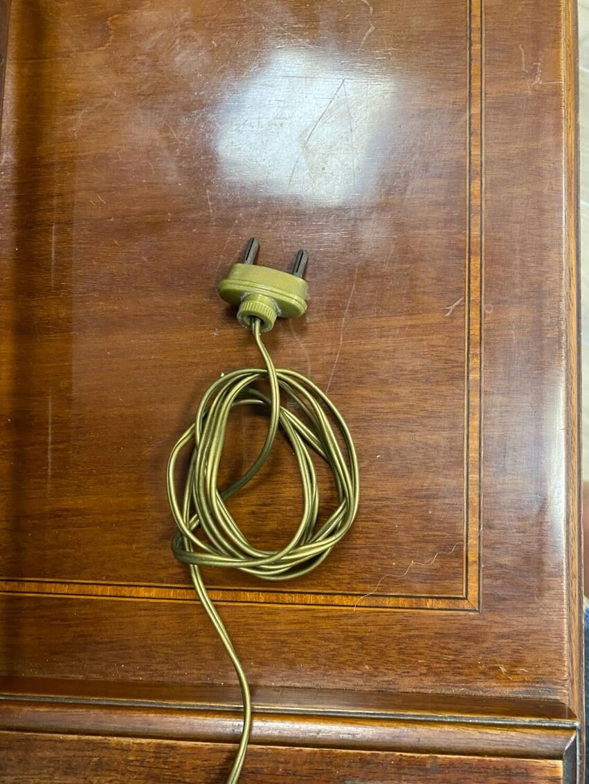 Dressing Table, Triptych Mirror And Tassel Lamps 6 Dressing Table, Triptych Mirror And Tassel Lamps - Image 4