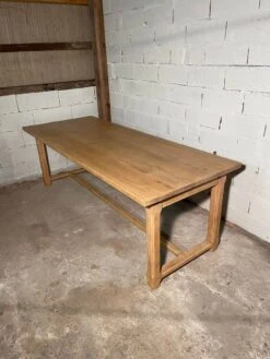 Large Oak Table -Room Fold Zone 1f5c7a4d 52bc 4661 8398 0c8a80724a56