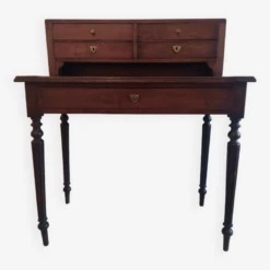 Tiered Desk -Room Fold Zone 200b2af4 1400 4496 8011 8a2f7cbee55f