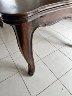 Louis XV Style Table -Room Fold Zone 20c42041 0845 416e b629 70fe7109ab31