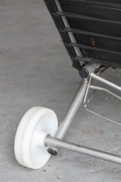 Daybed By FabiaanVan Severen, Belgium, 1996 -Room Fold Zone 20e9fbd0 40b9 4953 a2e3 b702525fb533