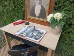 Office Table -Room Fold Zone 2146cb0e b883 411a 9aaf f8c8e9a8c642