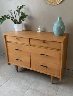 Large Vintage 6-drawer Chest Of Drawers From The 50s In Oak. -Room Fold Zone 2567030b 4fc4 4869 bee9 a04774d373a1