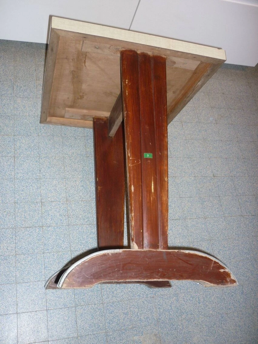 Bistro Table In Wood And Yellow Formica From The 30s/40s 7 Bistro Table In Wood And Yellow Formica From The 30s/40s - Image 5