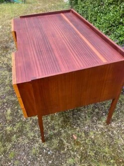 Scandinavian Desk From The 60s In Teak -Room Fold Zone 274375d5 1ab4 4acb 9464 4e7ef5651a89