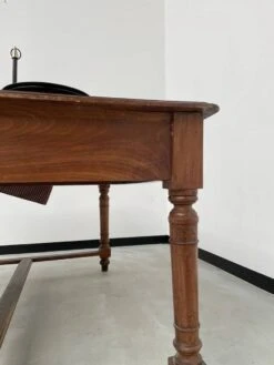 Oak Drapery Work Table 1900 -Room Fold Zone 28a09022 07ef 4557 9958 a6c00a22253b