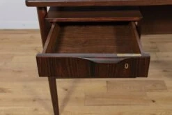 Mid-Century Freestanding Rosewood Desk, Denmark, 1960s -Room Fold Zone 29b3f92d 5f21 4e78 87e5 c28913a0173d