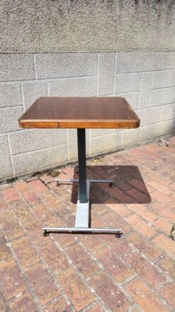 Bistro Table -Room Fold Zone 2ad1021c dfea 410a b7c0 156fec48cd77