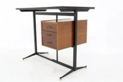 1970s Writing Desk, Italy -Room Fold Zone 2de752e2 8708 41aa af91 3fb07a68d0ec