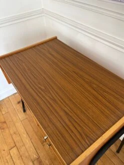 Formica Wood And Metal Desk From The 60s -Room Fold Zone 2e7cd9b4 4415 40ce 9afc 583dcfc73228