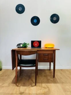 Scandinavian Desk Gunnar Tibergaard 1960s -Room Fold Zone 32b1e41d ce98 4847 b426 8bcd77930ef4