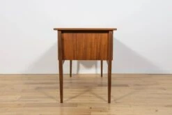 Mid-Century Freestanding Teak Desk, Denmark, 1960s -Room Fold Zone 3408c868 061f 4430 9603 87964abb6ab1