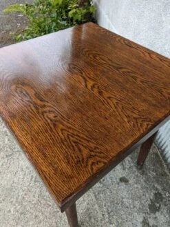 Square Bistro Table -Room Fold Zone 34fc9321 1e3e 4082 b6d6 4bef09e7e2fd