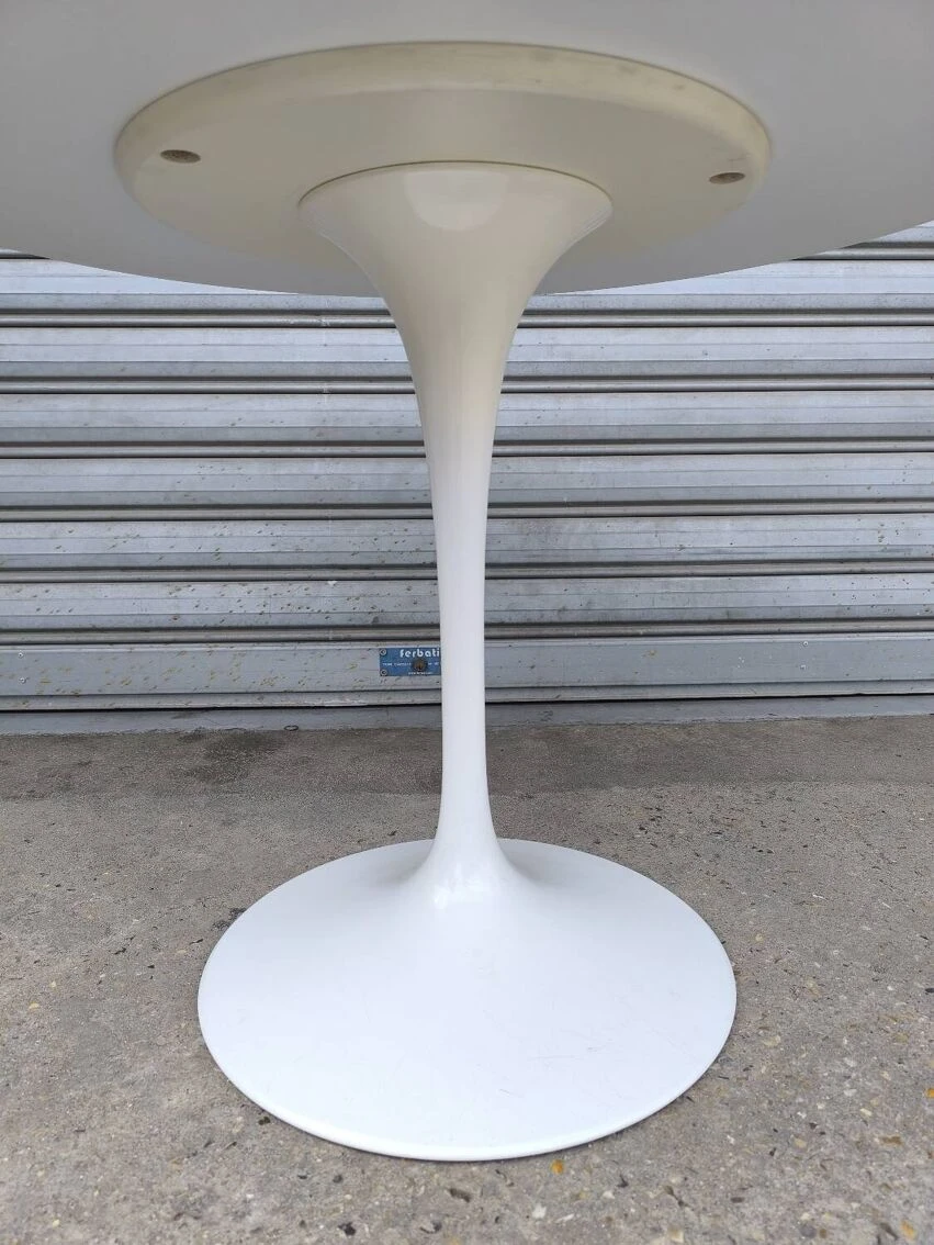 Knoll Table By Eero Saarinen 7 Knoll Table By Eero Saarinen - Image 5