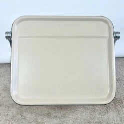 Iconic Platone Desk By Giancarlo Piretti For Anonima Castelli - 70s Design Icon Exposed At MoMA -Room Fold Zone 3a75f154 ef94 458e bfaa 345341654996