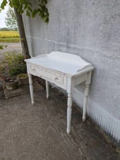 Dressing Table, Office 13 Dressing Table, Office -Room Fold Zone 3c369243 5b4f 43af 8a1c 6c5a467b9f9d