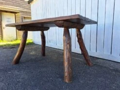Breton Brutalist Table And Chairs Set