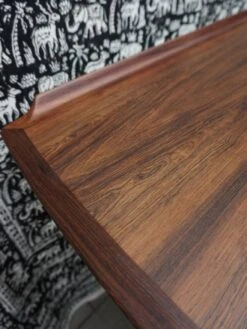 Danish Design Rosewood Desk By Arne Vodder For Sibast, 1960s -Room Fold Zone 3cda7982 7ed1 4e8c a397 ae0cb570074c