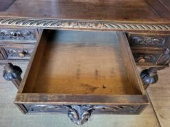 19th Century Renaissance Tiered Desk In Oak -Room Fold Zone 46790236 f15c 4e3a 8e8a ea78805176d8
