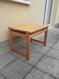 Pine Children's Desk -Room Fold Zone 468b7ed8 8043 4ed0 8733 01beaf586f70