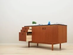 Teak Dresser, Danish Design, 1960s, Production: Denmark -Room Fold Zone 47d92c77 c59b 4b50 a1d6 326920eb85c2