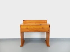 Vintage Pine Desk With Sled Legs From The 70s And 80s -Room Fold Zone 4902a5dd 35b5 4acc b227 1a2c104d4bd1