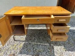 Schoolmaster's Desk, Wood And Metal, With Drawers And Cupboard -Room Fold Zone 4d5b3087 06bf 4c76 abd6 fe1046421d48