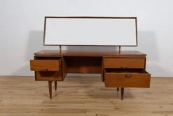 Mid-Century Dressing Table By I. Kofod-Larsen For G-Plan, 1960s -Room Fold Zone 4da007ce d621 4e98 bf0f 0111f72bd7aa