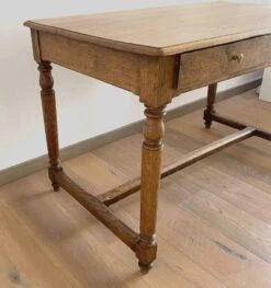 Louis XVI Style Flat Desk In Solid Oak 19th Century -Room Fold Zone 4eb58c6f 7e84 4a50 87e3 6d026b58f62a