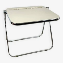 Iconic Platone Desk By Giancarlo Piretti For Anonima Castelli - 70s Design Icon Exposed At MoMA -Room Fold Zone 52812944 b582 41e9 8e55 64ee501d4fb3