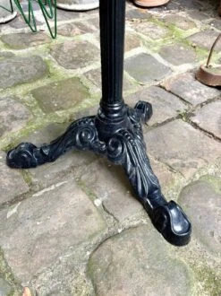 Dining Table In Gray Marble And Black Cast Iron ⌀ 90 Cm -Room Fold Zone 53a429f8 afec 4ce4 a0a7 94bcc9902932