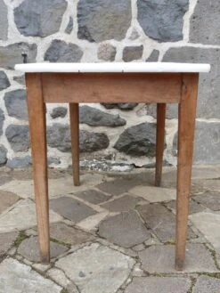 Raw Wood Farm Table And White Top -Room Fold Zone 561e3dda 1dbd 4f62 b2c6 0d7c1860af15