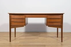 Mid-Century Freestanding Teak Desk, Denmark, 1960s -Room Fold Zone 5677c5b3 4bc6 4b47 9131 799587edba49