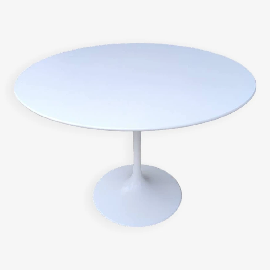 Knoll Table By Eero Saarinen 16 Knoll Table By Eero Saarinen - Image 14