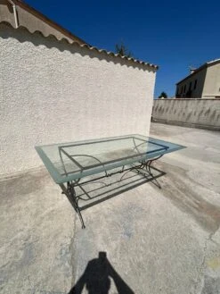 Iron Garden Table And Glass Top -Room Fold Zone 57670614 4203 46b5 96b9 9e75734769e5