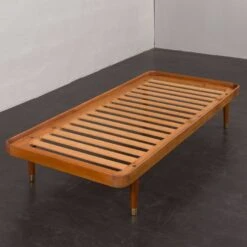 Danish Horsens Daybed In Black Leather And Teak, Denmark 1960s -Room Fold Zone 5d09acd6 5992 4c02 b9de 9182b912027b